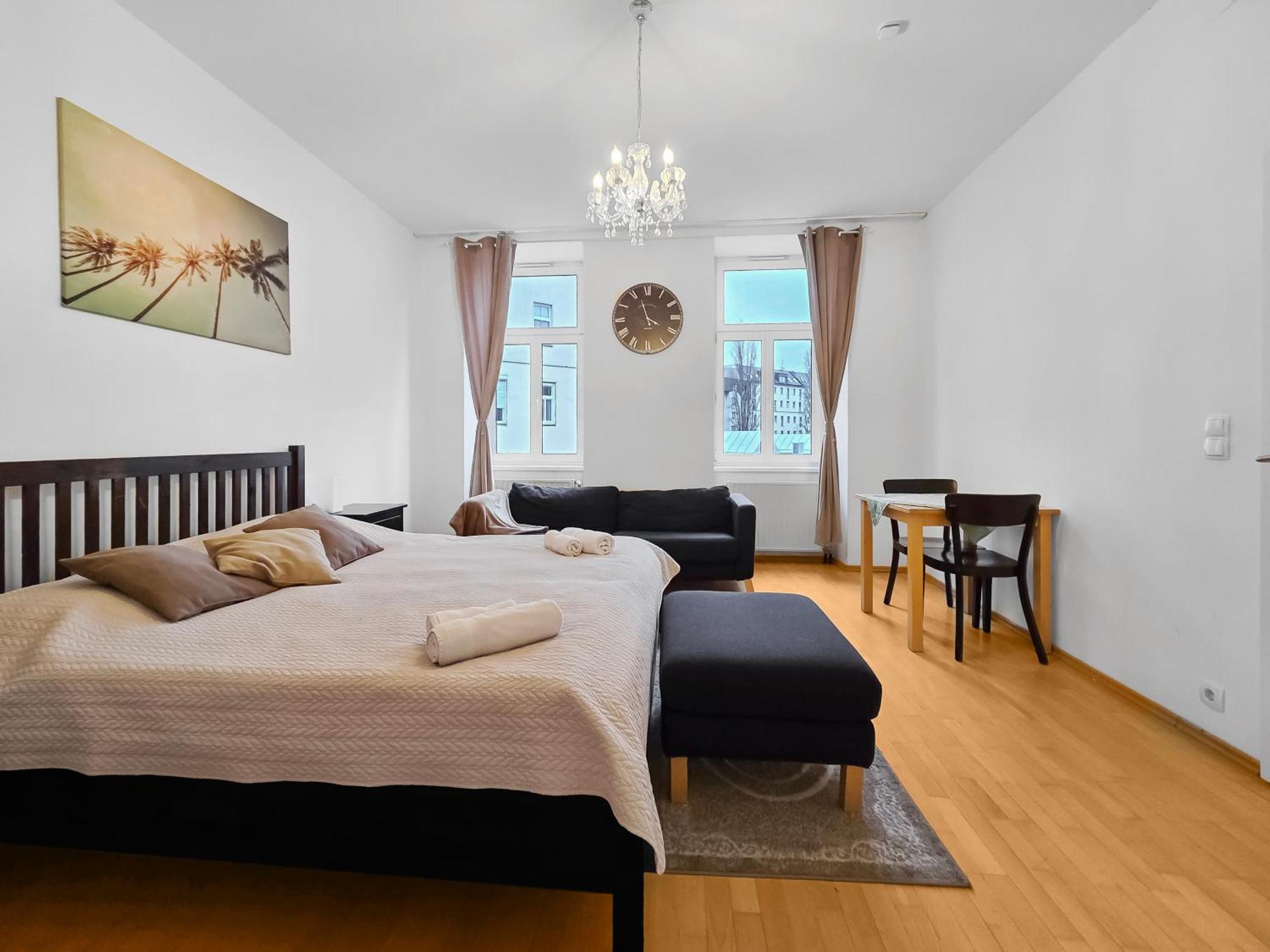 Three King-Size Beds, Three Bedrooms Wien Exterior foto