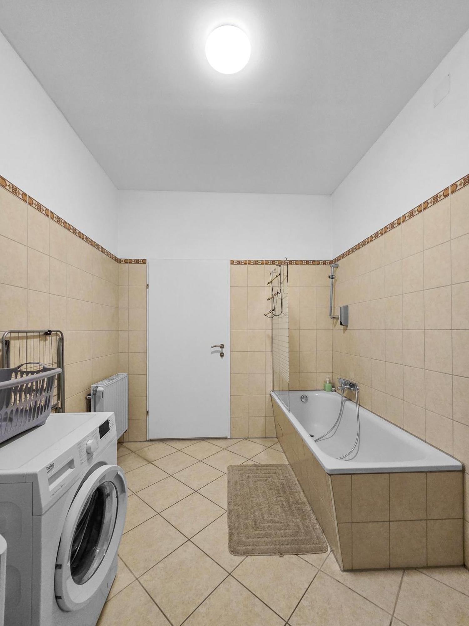 Three King-Size Beds, Three Bedrooms Wien Exterior foto